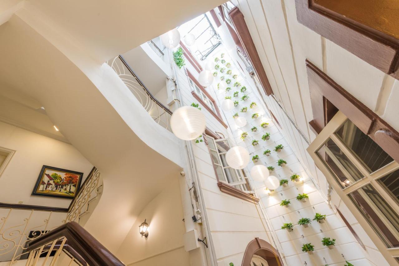 Hestia Legend Hotel Hanoi Esterno foto